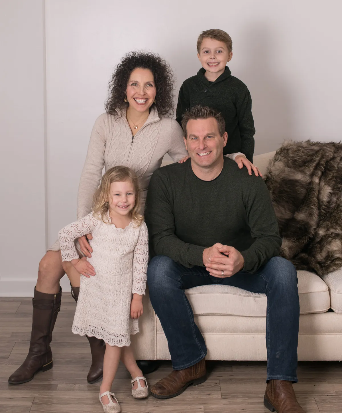 Chiropractor Dr. Peter Lynch with family portrait